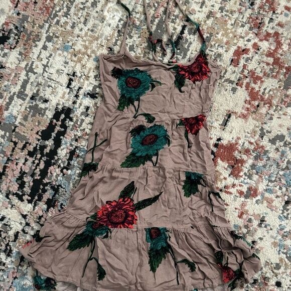 O’Neil Floral Dress - Picture 1 of 6